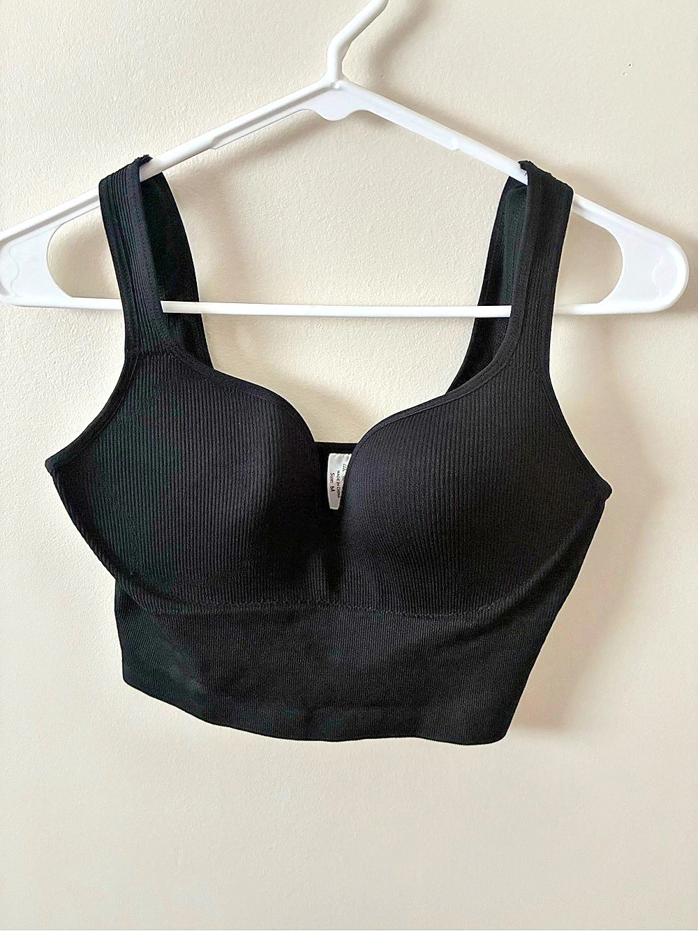 Ribbed Black Sports Bra Size Medium